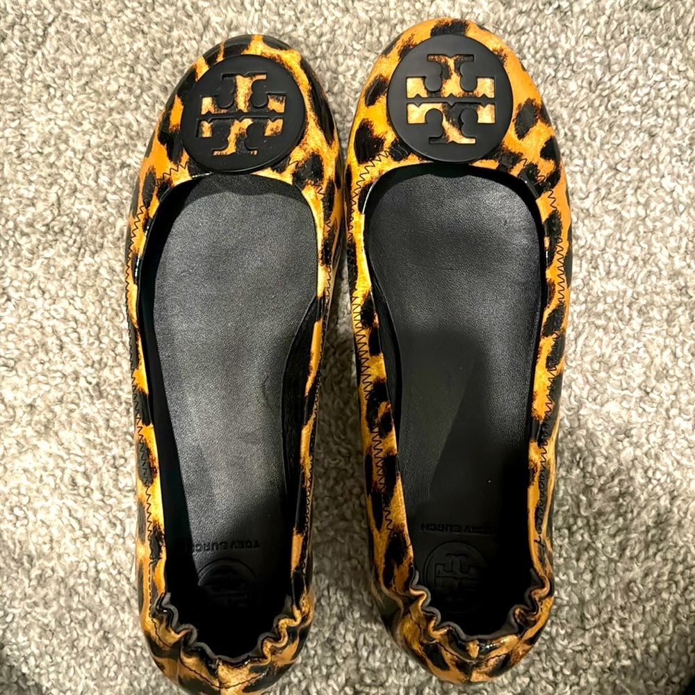 Size 7 Tory Burch leopard Flats